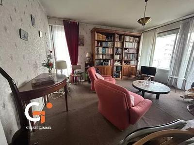 Appartement - 82 m² - 4 pièces