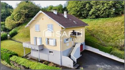 Maison - 150 m² - 8 pièces