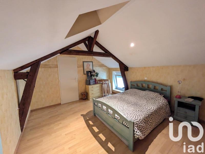 Maison - 238 m² - 10 pièces