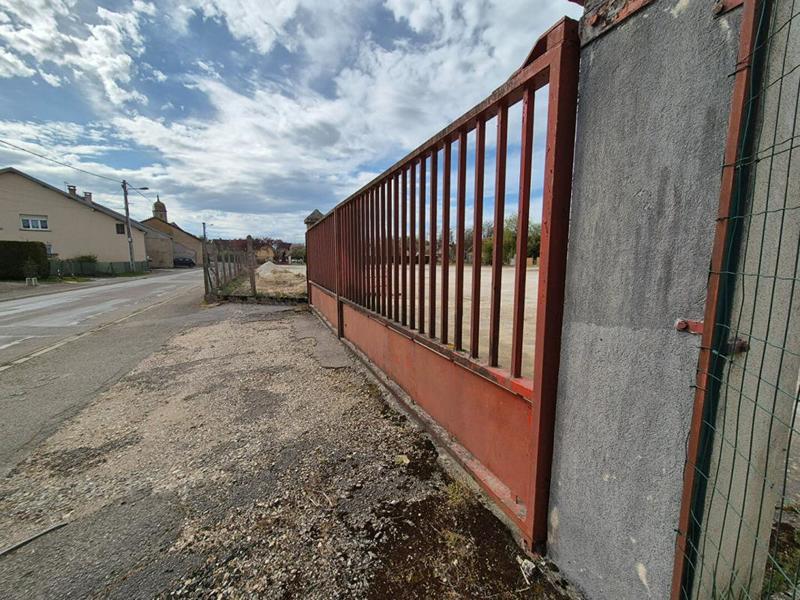 Entrepôt - 2 400 m²