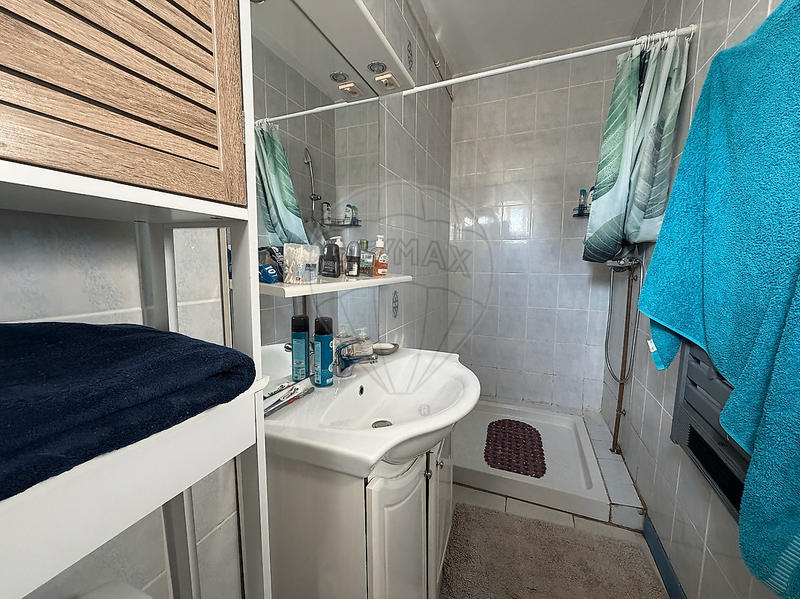 Maison - 121 m² - 7 pièces