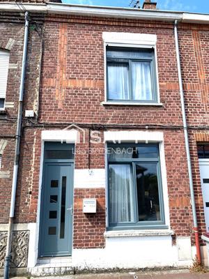 Maison - 97 m² - 5 pièces