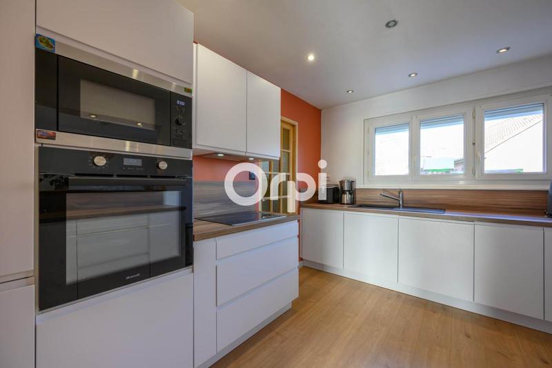 Maison - 110 m² - 5 pièces