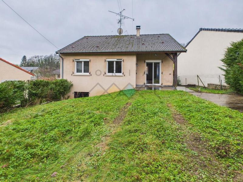 Maison - 121 m² - 7 pièces