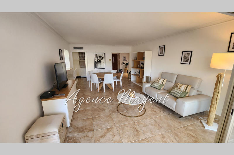 Appartement - 86 m² - 3 pièces