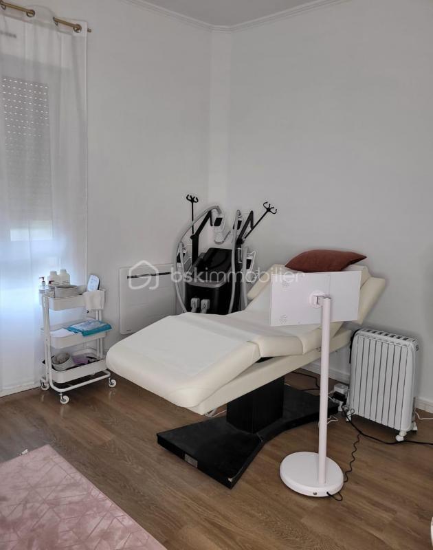 Beauté / Bien-être - 65 m²