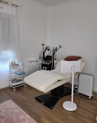 Beauté / Bien-être - 65 m²