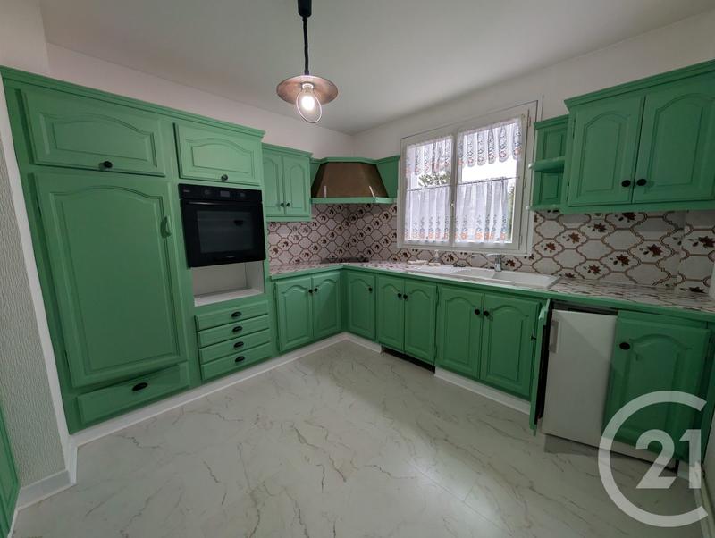 Appartement - 99 m² - 5 pièces