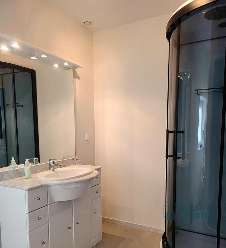 Maison - 121 m² - 5 pièces