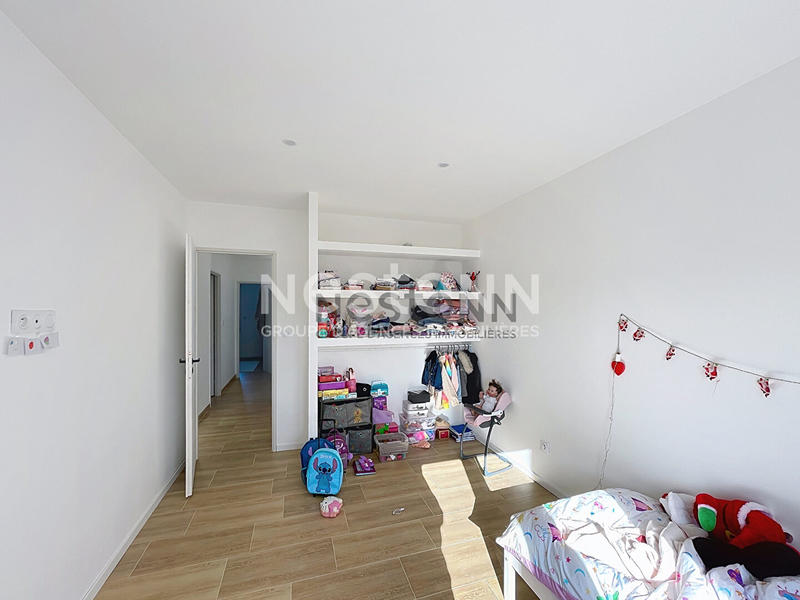 Maison - 120 m² - 4 pièces