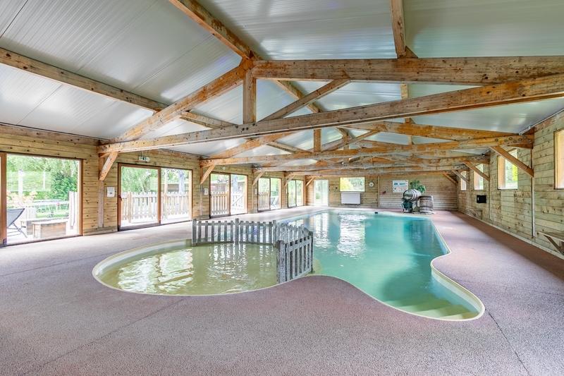 Propriété - 4 000 m² - 30 pièces