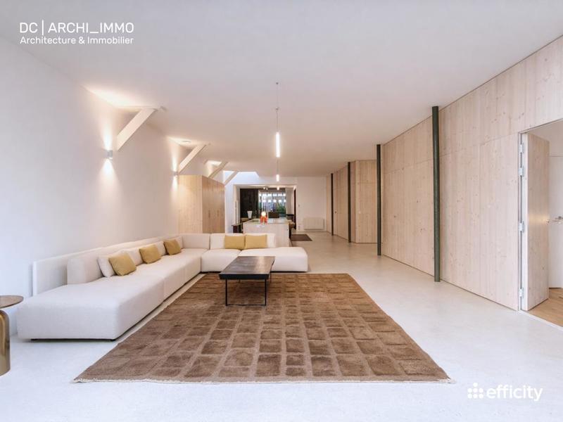 Appartement - 168 m² - 7 pièces