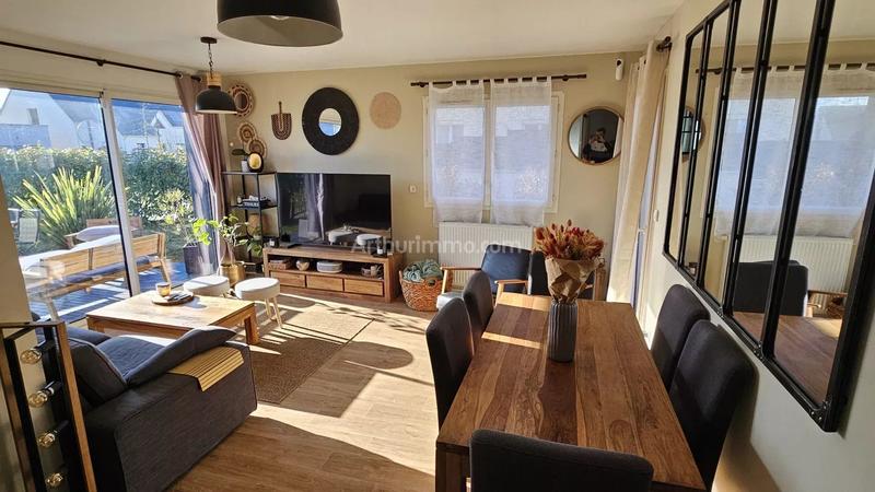 Maison - 95 m² - 6 pièces