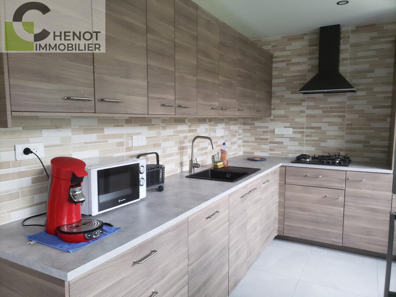 Propriété - 110 m² - 5 pièces