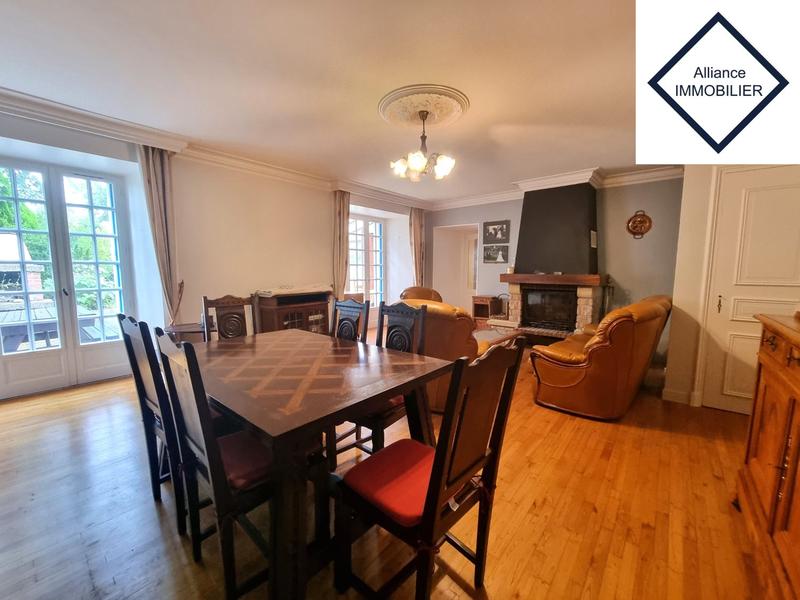 Maison - 149 m² - 7 pièces