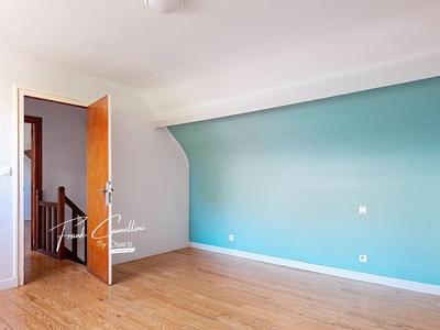 Maison - 87 m² - 4 pièces