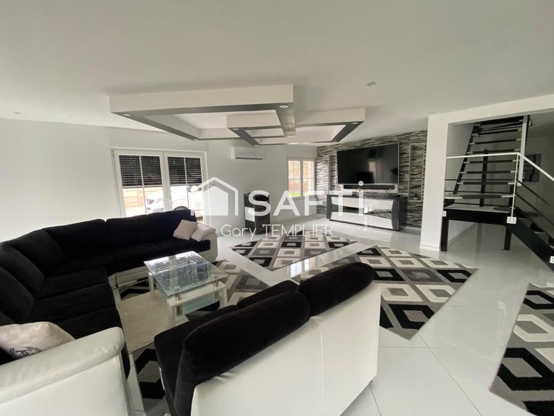 Maison - 144 m² - 5 pièces