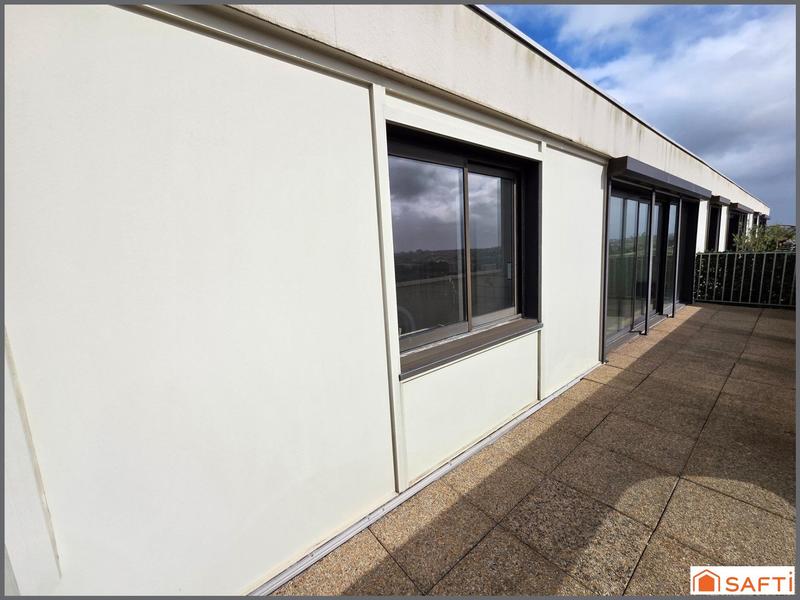 Appartement - 92 m² - 4 pièces