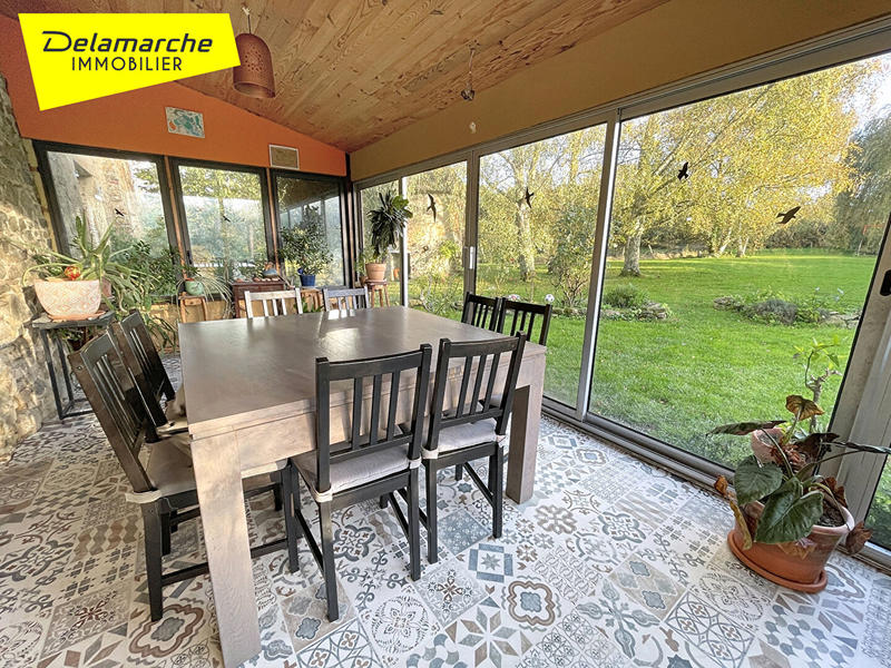 Maison - 208 m² - 9 pièces