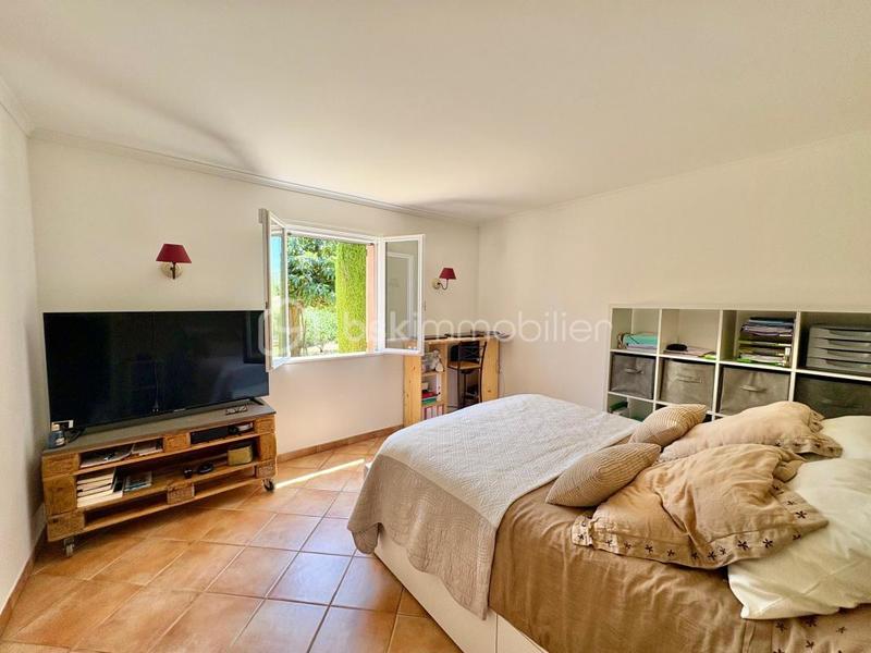 Maison traditionnelle - 120 m² - 4 pièces