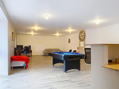 Maison - 258 m² - 6 pièces