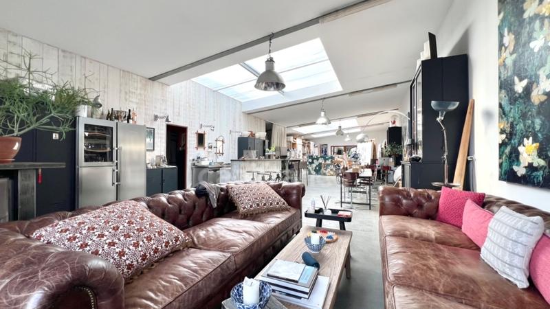 Bureau - 223 m² - 3 pièces