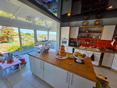 Propriété - 357 m² - 12 pièces