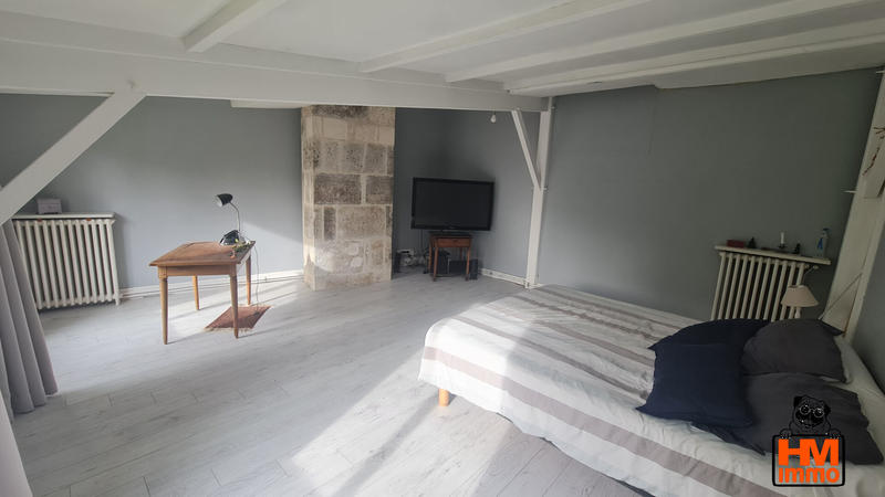 Maison - 298 m² - 11 pièces