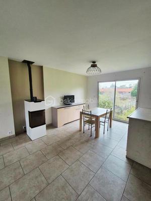 Maison - 75 m² - 3 pièces