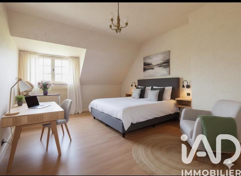 Maison - 192 m² - 7 pièces