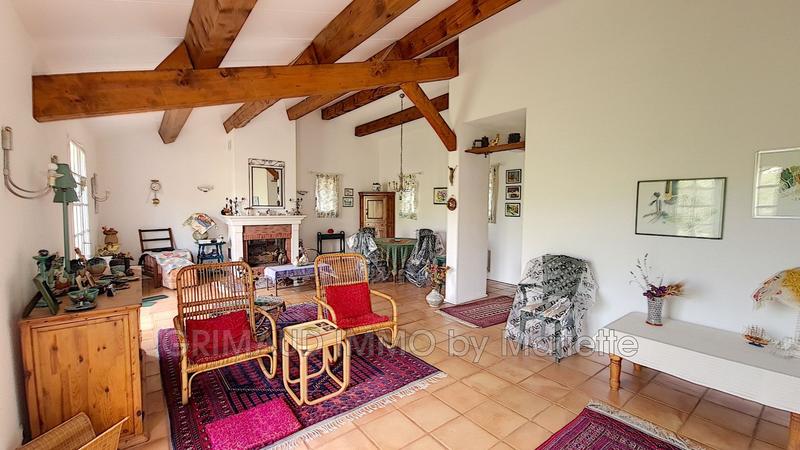 Villa - 225 m² - 6 pièces
