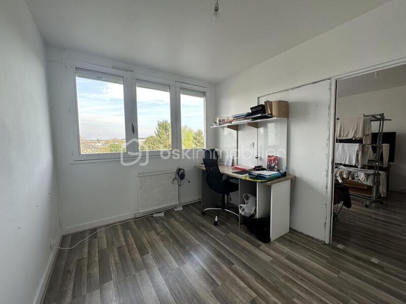 Appartement - 83 m² - 5 pièces