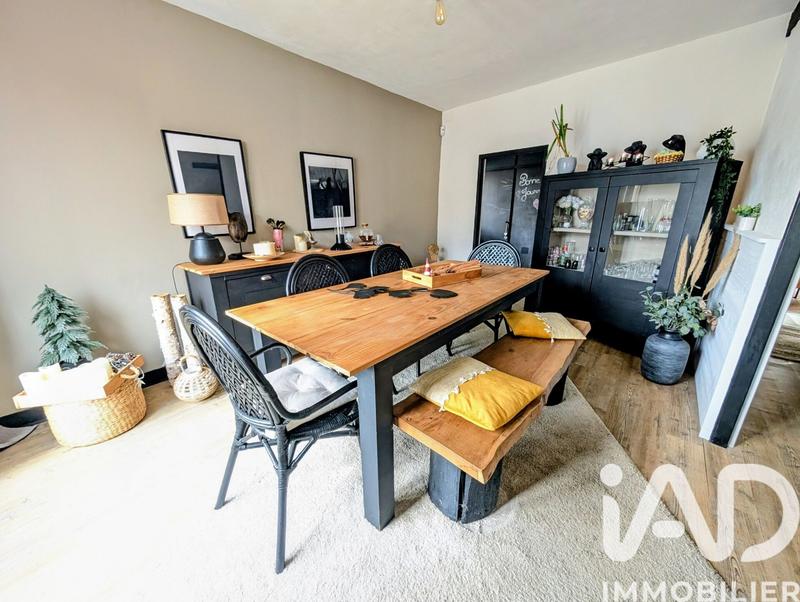 Maison - 94 m² - 4 pièces