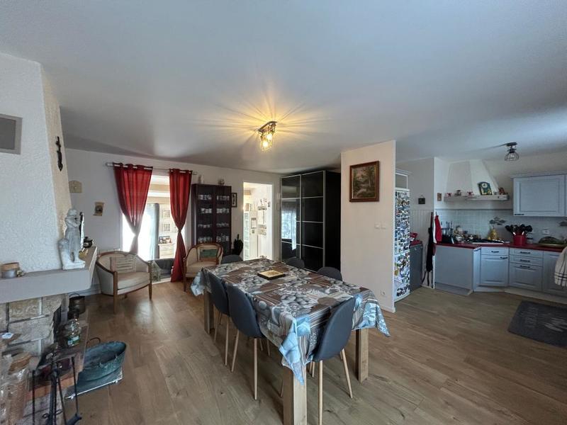 Maison - 103 m² - 5 pièces