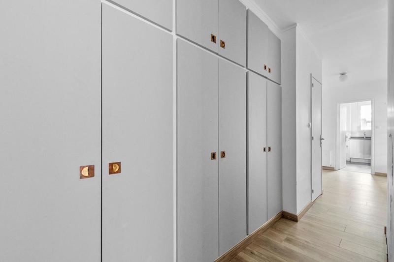 Appartement - 95 m² - 5 pièces