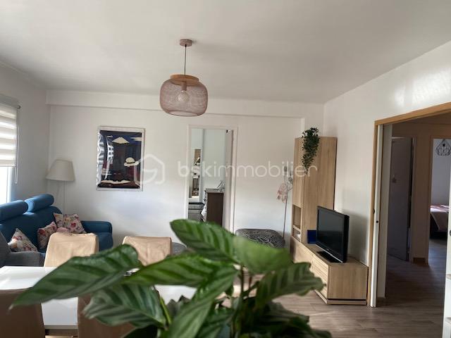 Appartement - 84 m² - 4 pièces