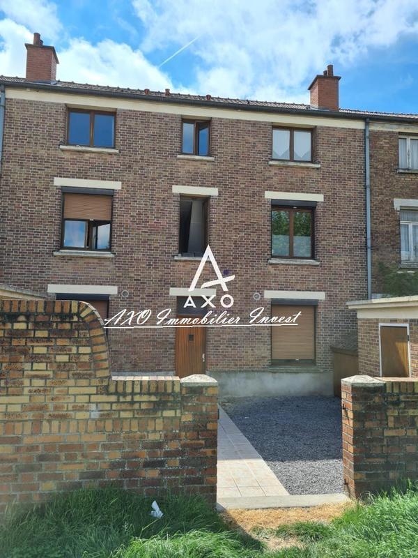 Immeuble - 174 m² - 12 pièces