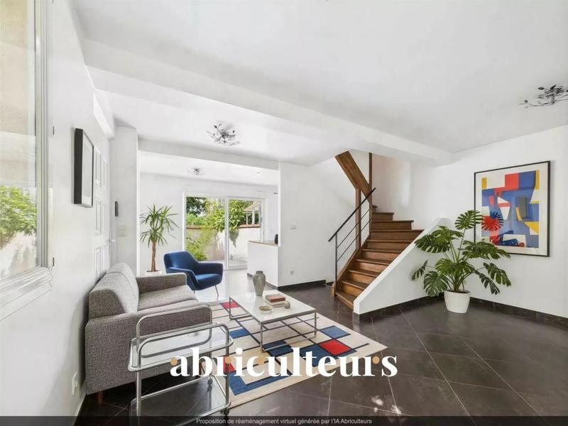 Maison - 92 m² - 7 pièces