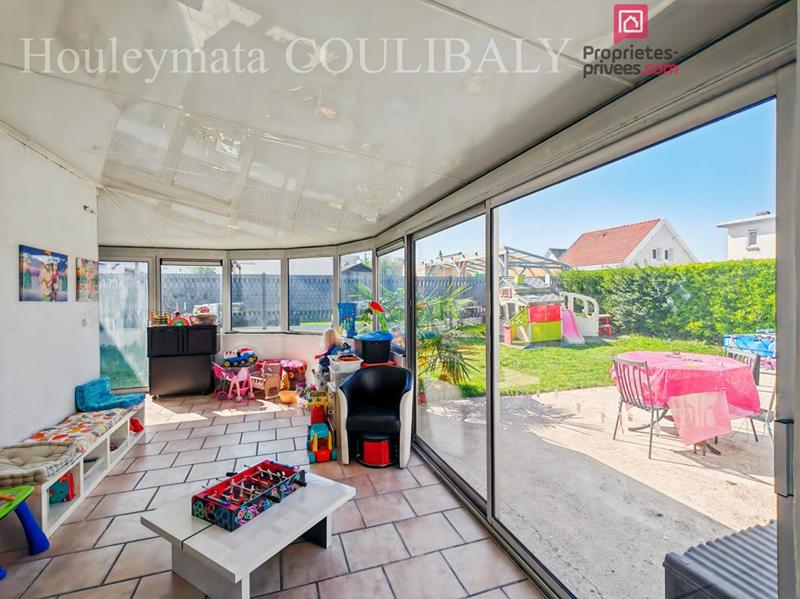 Maison - 111 m² - 5 pièces