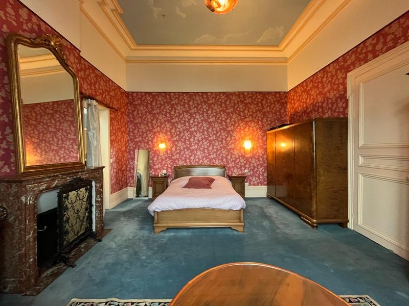 Maison bourgeoise - 326 m² - 9 pièces