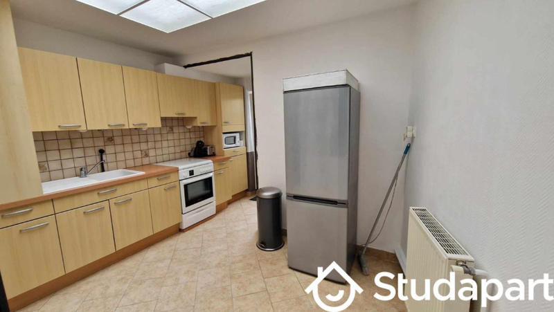 Chambre - 12 m² - 1 pièce