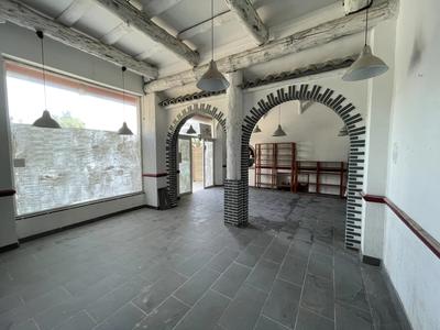 Local commercial - 92 m² - 3 pièces