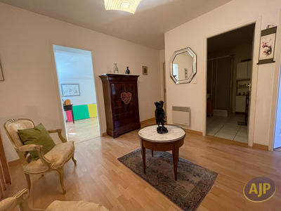 Maison - 122 m² - 5 pièces