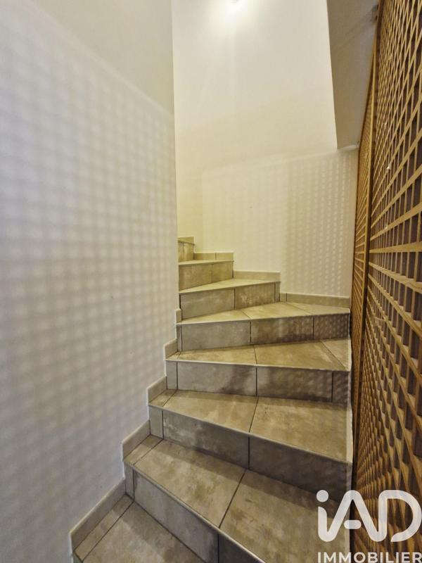 Maison - 94 m² - 4 pièces