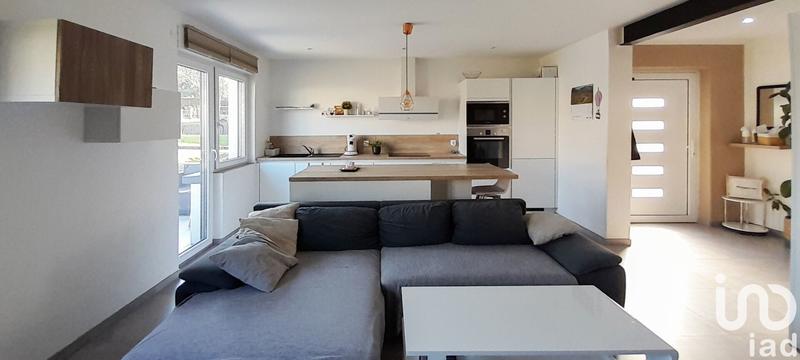 Maison - 101 m² - 5 pièces