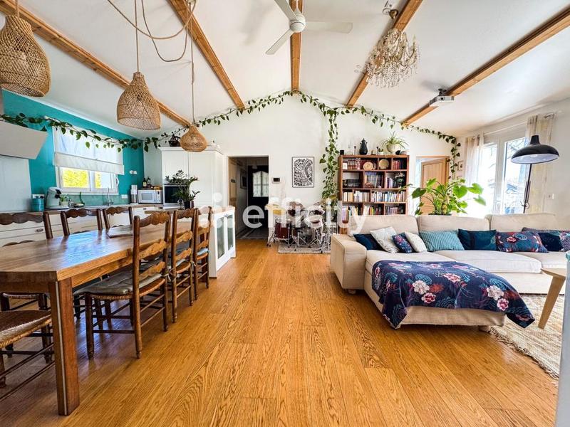 Maison - 130 m² - 6 pièces