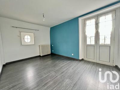 Maison - 137 m² - 6 pièces