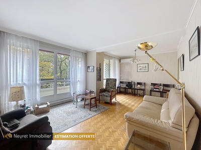 Appartement - 84 m² - 4 pièces