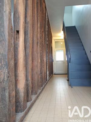 Maison - 201 m² - 7 pièces