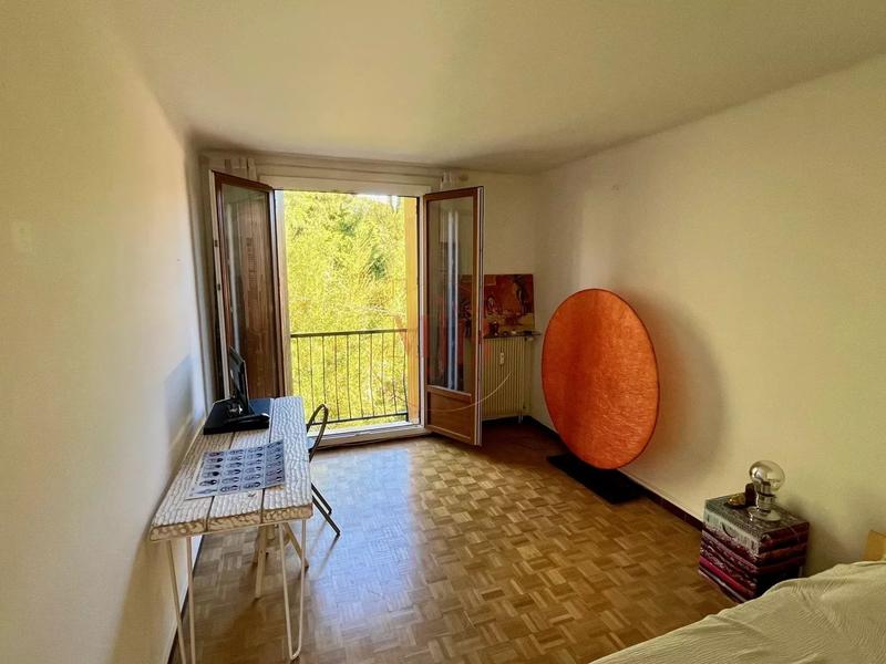Appartement - 79 m² - 3 pièces